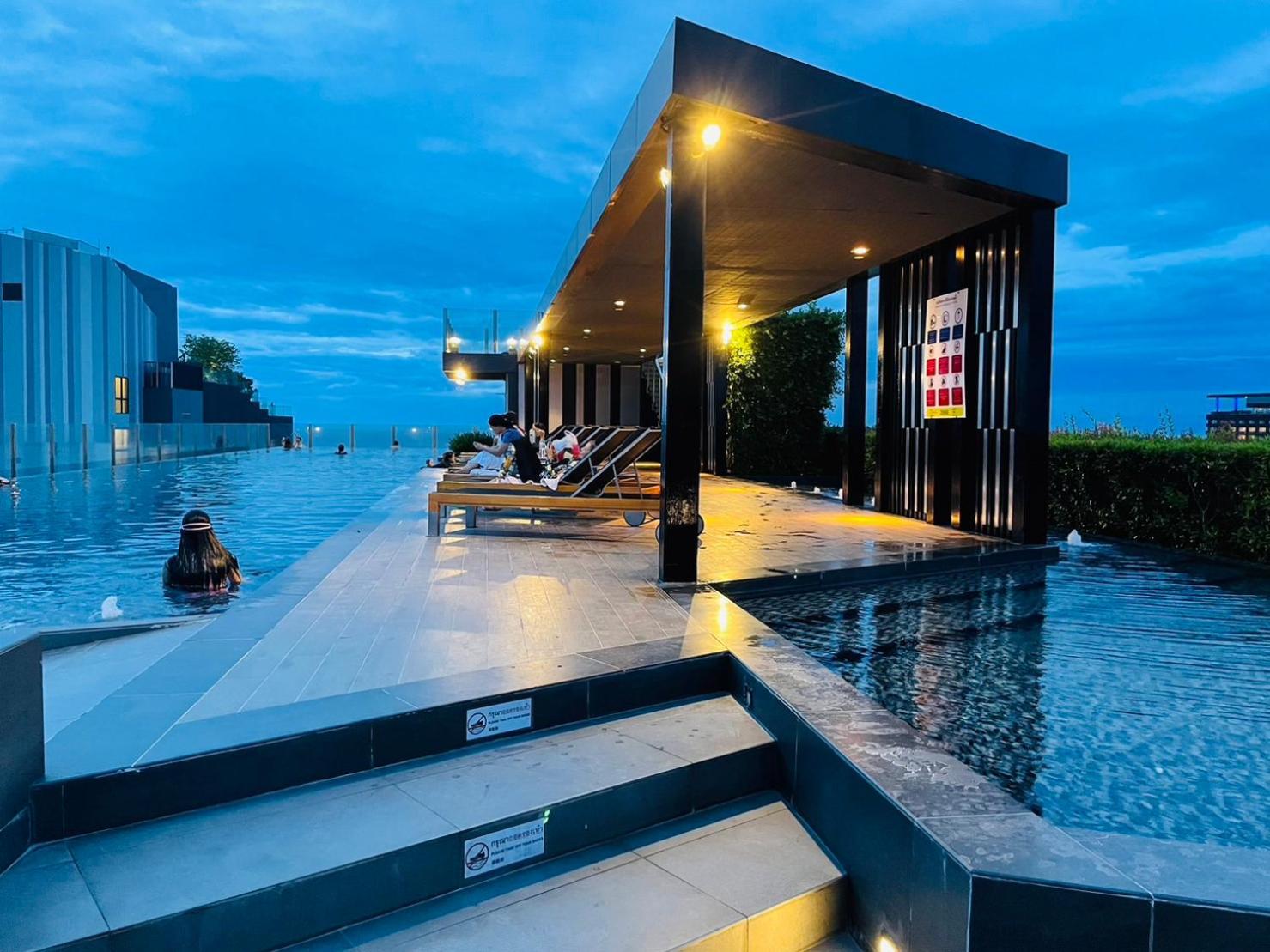 The Base Central Pattaya 2 Bed 2 Bath By Numam Esterno foto